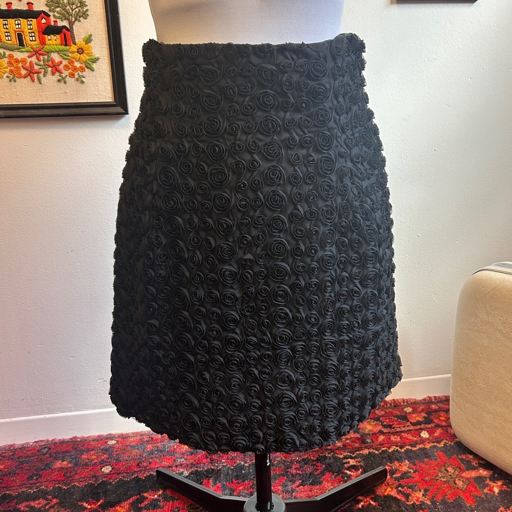 Vero Moda “Pixie” Black Textured Rosette A-line Mod Twee Skirt